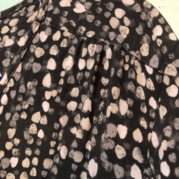 Eddie Bauer Woman Blouse with Pockets - Picture 3 of 9